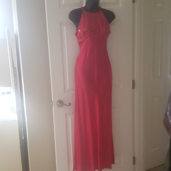 Red prom dress with sequins 3-4 - Picture 1 of 5
